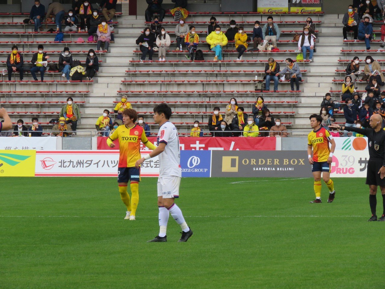 追いついたという自信に 第37節ギラヴァンツ北九州vsファジアーノ岡山 たくみ 大学生サッカーライター Note