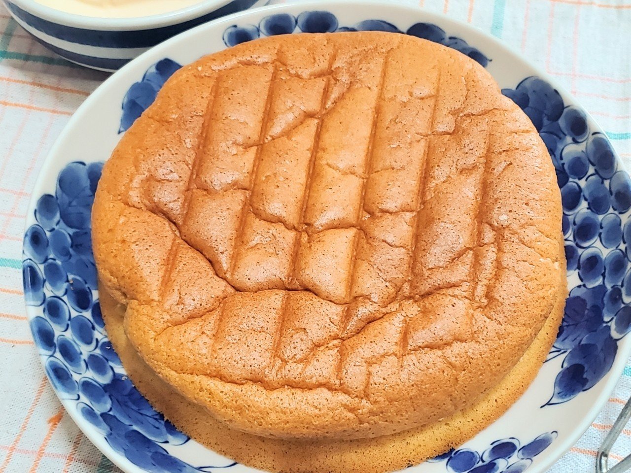 今日の机1129 いちごカルピスチーズケーキ 中嶌まり Note