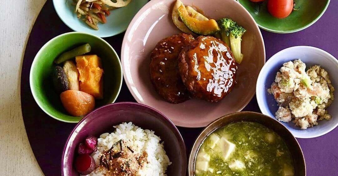 未使用 波佐見焼 正邦窯 小鉢5個 桜 テーブルコーディネート　レストラン 未使用 波佐見焼 正邦窯 小鉢5個 桜 テーブルコーディネート