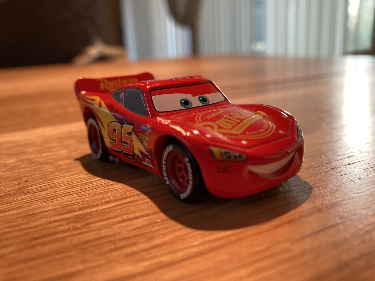 普通のトミカを簡単にカーズトミカみたく可愛くする方法 ショークロ 農業 エンタメの人 Note 普通のトミカを簡単にカーズトミカみたく可愛くする方法 ショークロ 農業 エンタメの人 Note