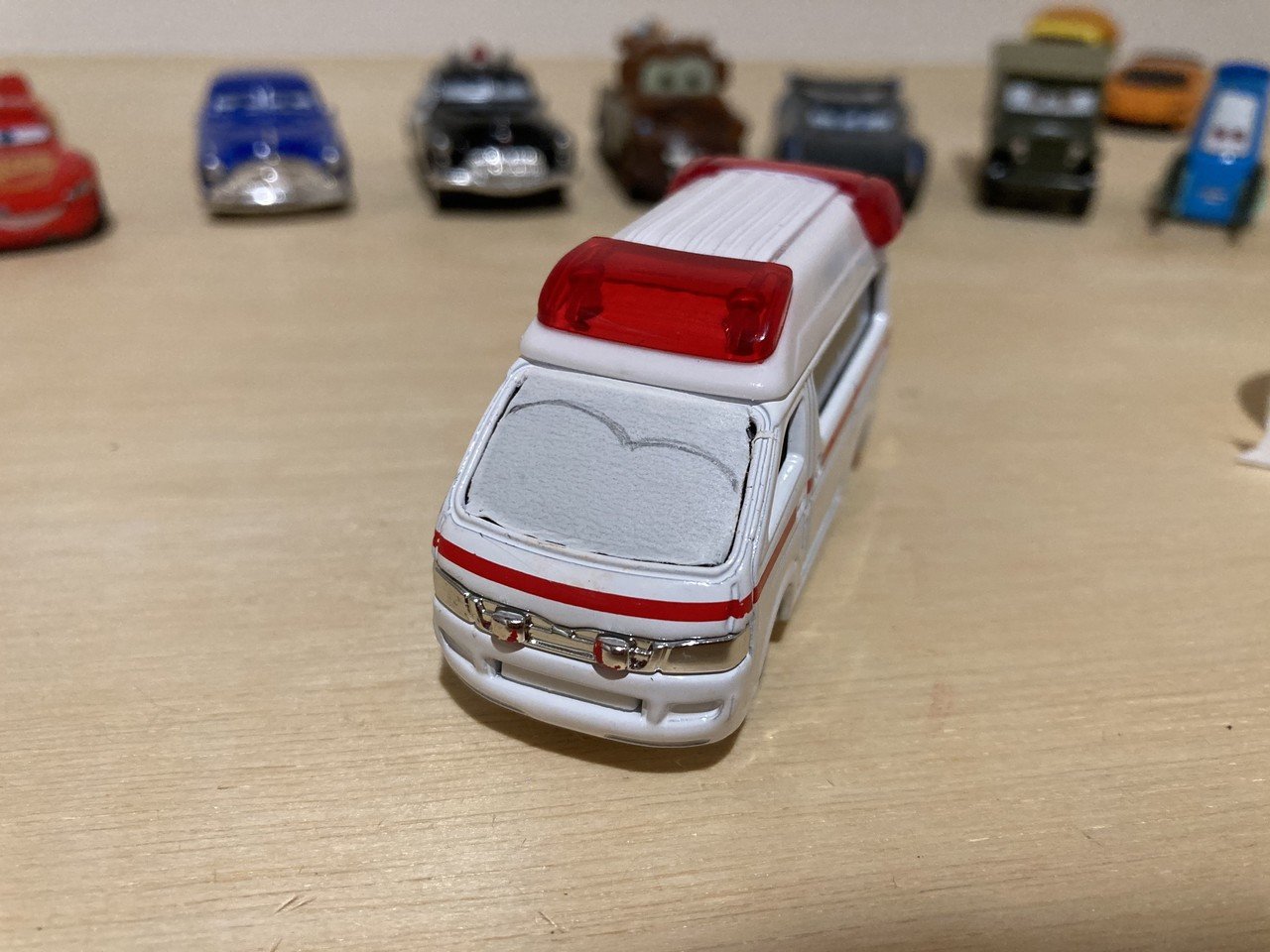 普通のトミカを簡単にカーズトミカみたく可愛くする方法 ショークロ 農業 エンタメの人 Note 普通のトミカを簡単にカーズトミカみたく可愛くする方法 ショークロ 農業 エンタメの人 Note