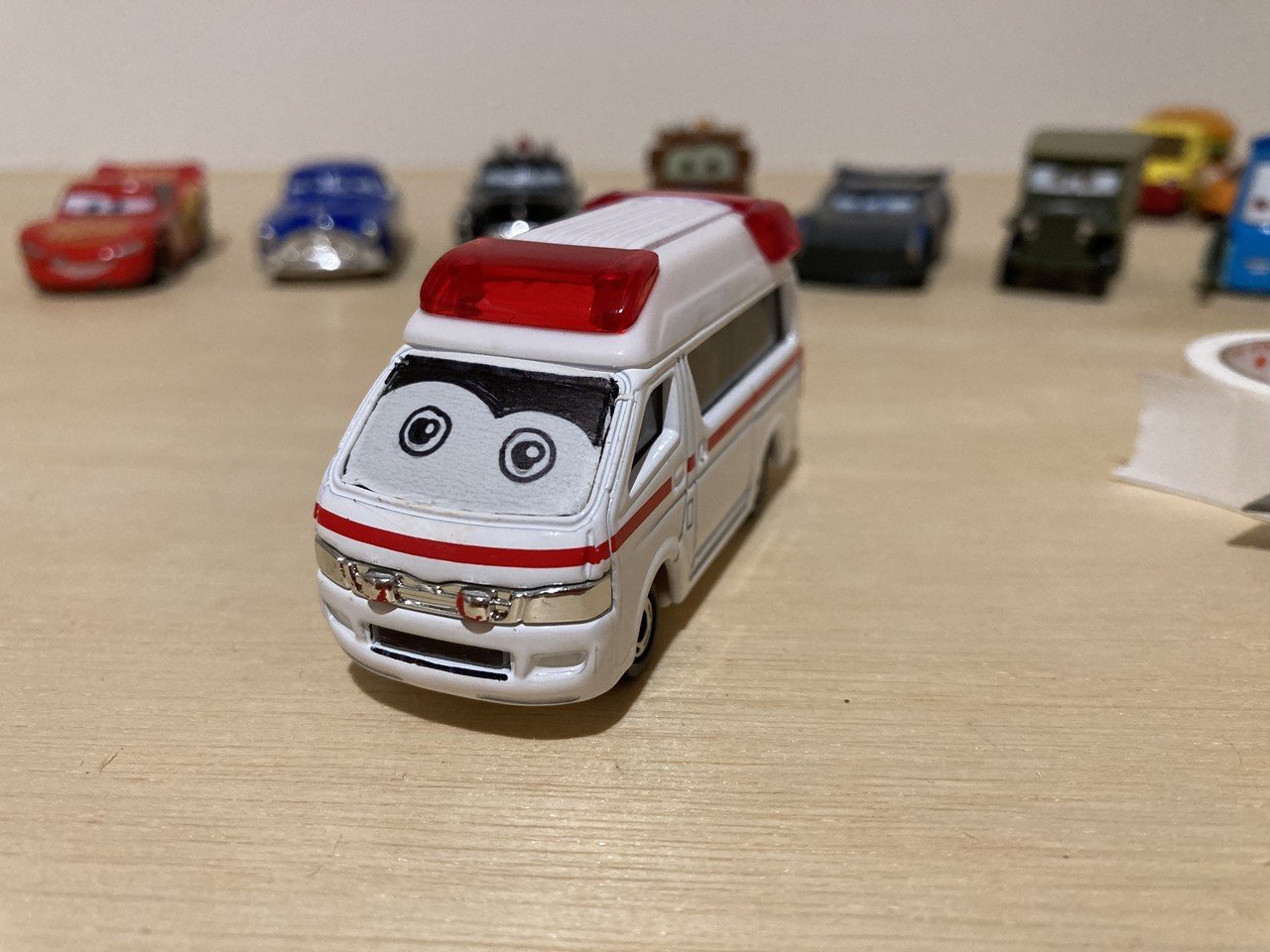 普通のトミカを簡単にカーズトミカみたく可愛くする方法 ショークロ 農業 エンタメの人 Note 普通のトミカを簡単にカーズトミカみたく可愛くする方法 ショークロ 農業 エンタメの人 Note