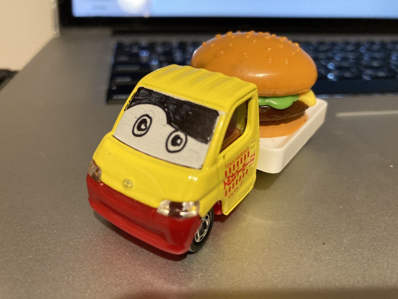 普通のトミカを簡単にカーズトミカみたく可愛くする方法 ショークロ 農業 エンタメの人 Note 普通のトミカを簡単にカーズトミカみたく可愛くする方法 ショークロ 農業 エンタメの人 Note