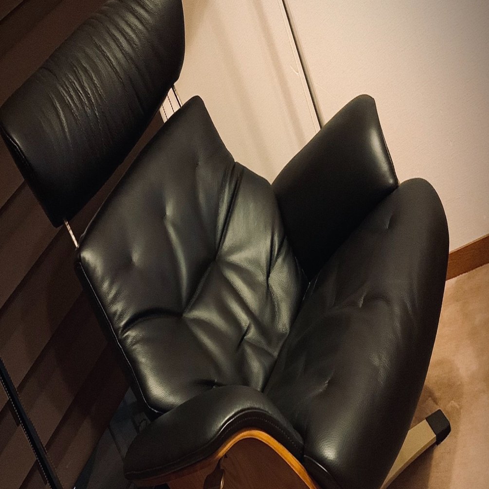 奮発してパーソナルチェアを買ってみたら、部屋で過ごすのが楽しくて