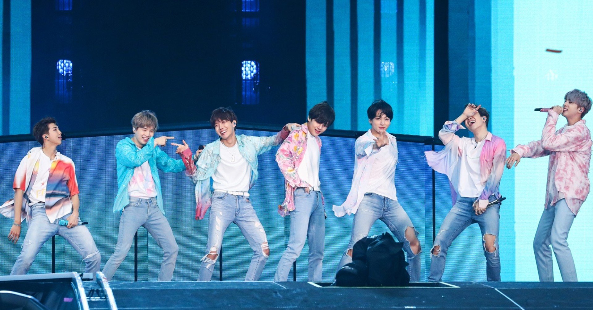 K Pop初心者がbts 防弾少年団 のパフォーマンスを初めて見たときの感想 スノーク Note K Pop初心者がbts 防弾少年団 のパフォーマンスを初めて見たときの感想 スノーク Note