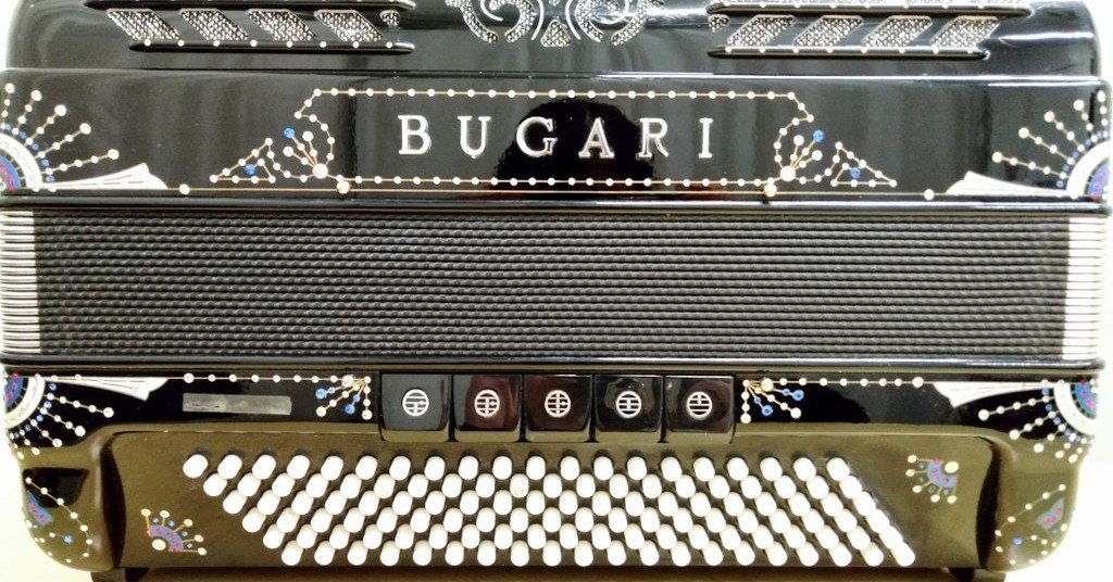 Bugari クロマチック・アコーディオン　中古 Bugari クロマチック・アコーディオン中古