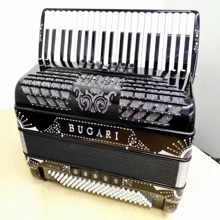 中古】BUGARI 230CH デコレーション+マイク内臓モデル｜アコーディオン横丁