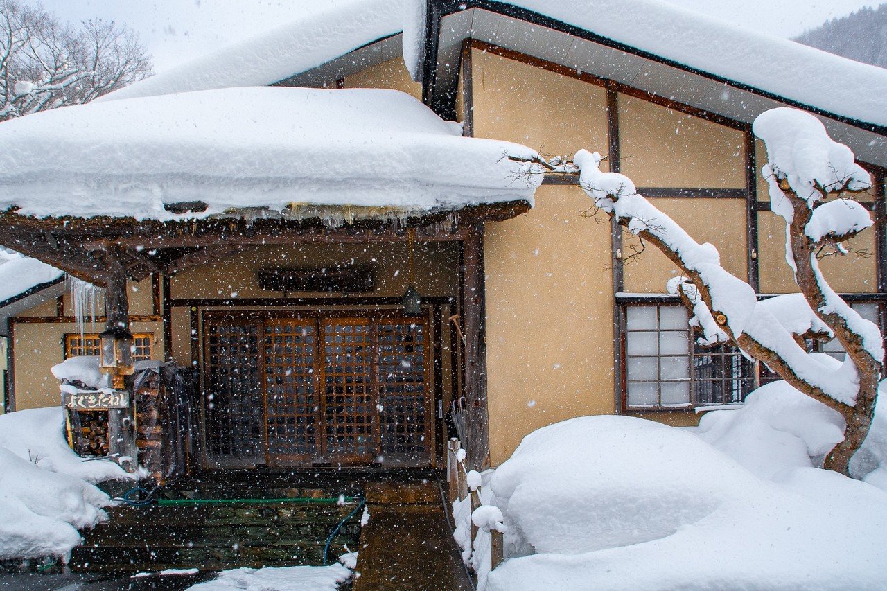 ランプの宿「青荷温泉」｜Zenpaku