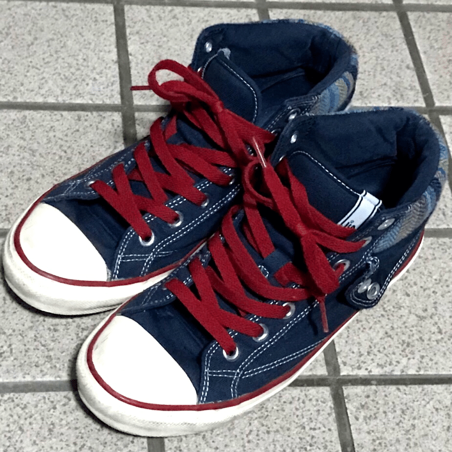 靴紐を変えるだけで印象はとても変わる Yuklab Note 靴紐を変えるだけで印象はとても変わる Yuklab Note