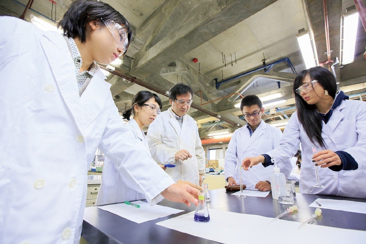 赤本　国際基督教大学　2011年～2019年 9年分 国際基督教大学 (2024年版大学入試シリーズ) | 教学社編集部 |本