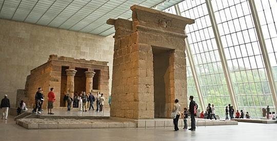 【本】Ancient Art メトロポリタン美術館図録 ハードカバー〈古代文明〉 Amazon.co.jp: メトロポリタン美術館 古代エジプト展 女王と女神