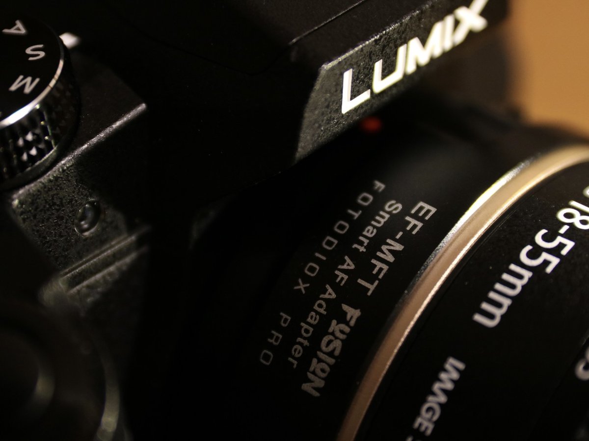 Photographing With, Vol. 10: マイクロフォーサーズにCanon EF Photographing With, Vol. 10: マイクロフォーサーズにCanon EF