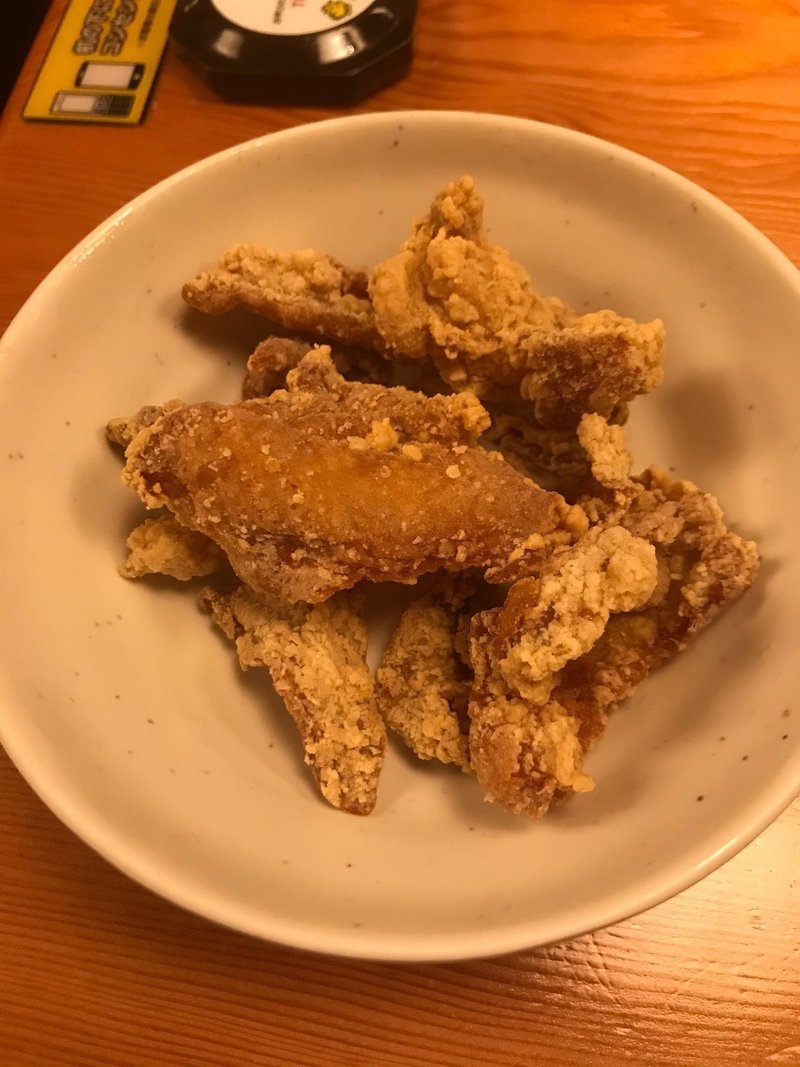 鳥貴族の鶏皮チップが美味しいのと 領主の涙について おいしいエッセイ 三戸満平 Note