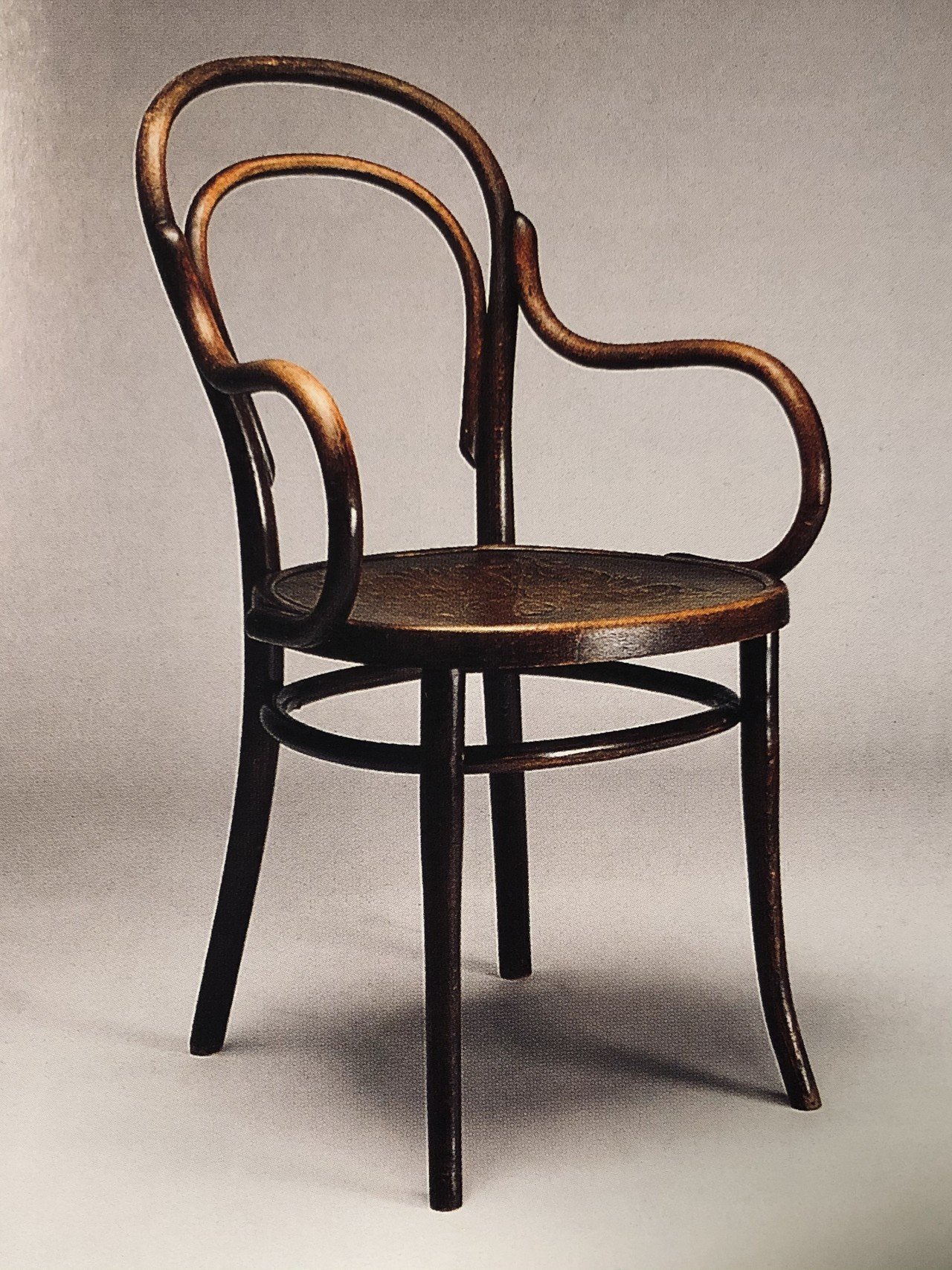 未使用品 正規品■THONET■2024年 14万円 118チェア ブラック-1 未使用品 正規品THONET2024年 14万円 118チェア ブラック-3 2025年