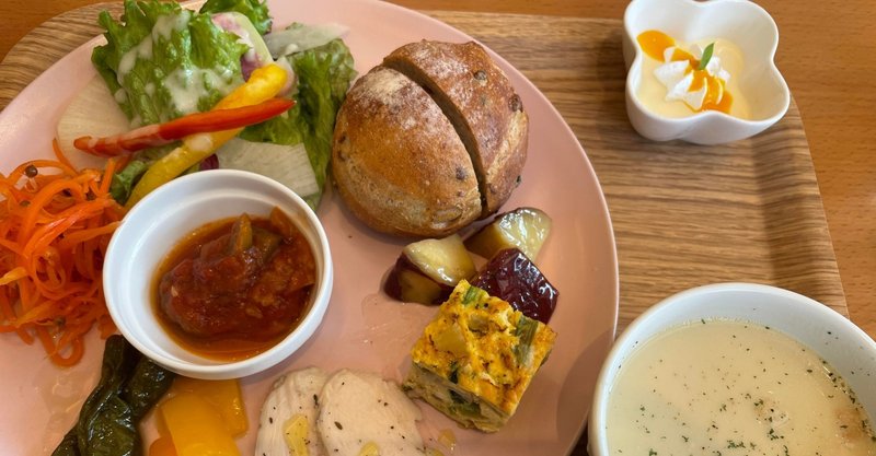 福島市 太田町 ミディ の 野菜のプレートランチ Invincible Hound Note