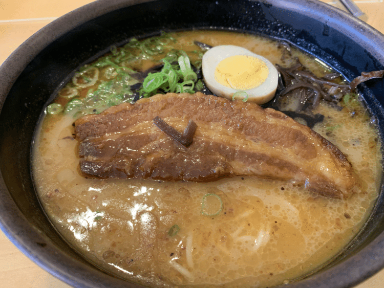 宮原ＳＡの角煮ラーメン。