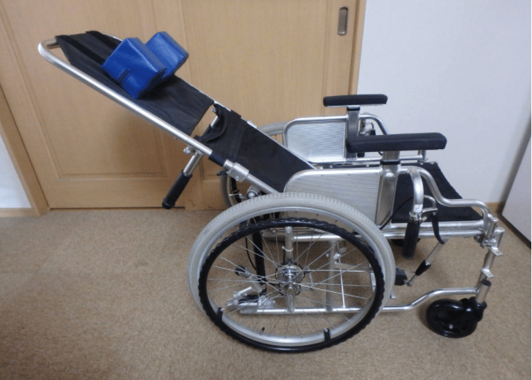 日進医療器 特別注文 乗車人が介護者に頼むことなく自身で