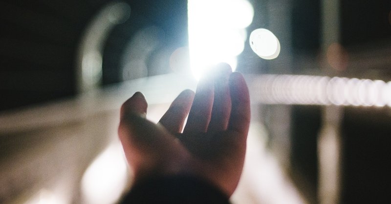 手を差し伸べてくれる人 ぐるるん note