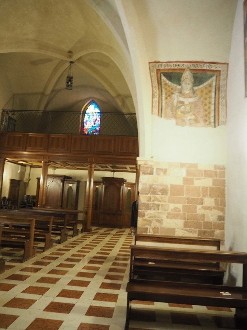 サンタ キアラ聖堂 Basilica Di Santa Chiara アッシジの聖女が眠る美しい聖堂 Nao Masunaga Note