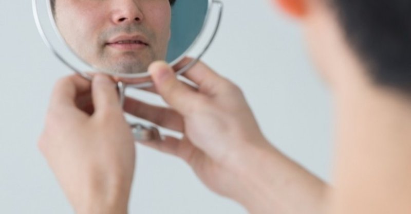 40代男の顔の皮脂が寝起きに臭いのはなぜか 名倉潔 Note 40代男の顔の皮脂が寝起きに臭いのはなぜか 名倉潔 Note
