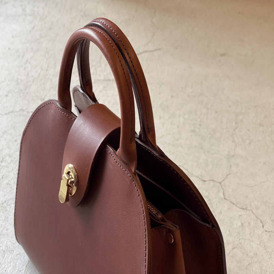 LONA デイジー♡ New handbag!!ついにリリースします！｜LONA