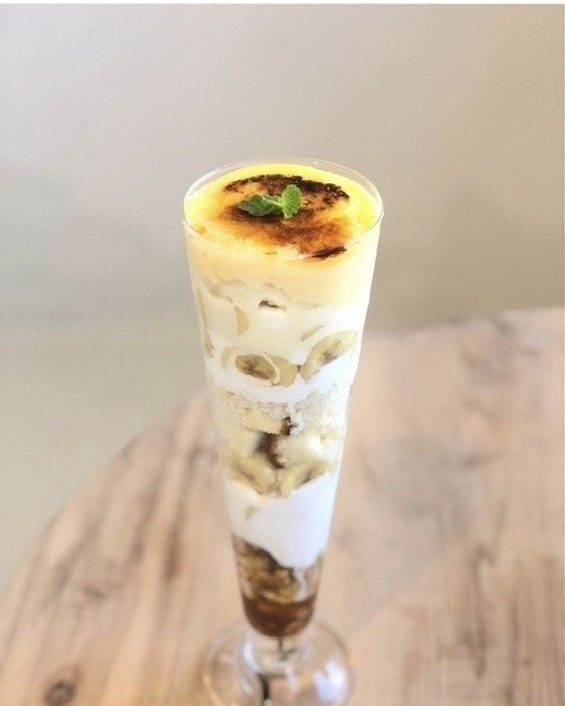 洞窟で朝パフェ 沖縄初のパフェ専門店が気になる Im Note