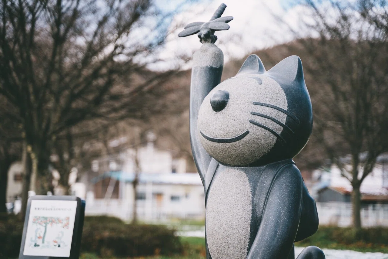 青森県/三戸町】11ぴきのねこを探して｜海猫ふれんず