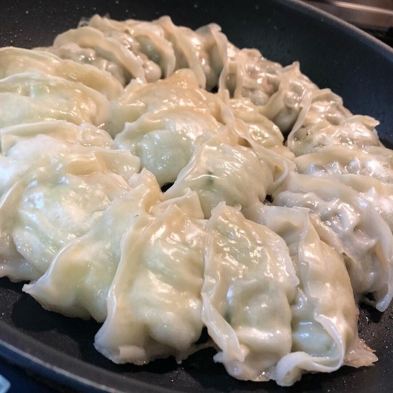 餃子の焼き方 円形にキレイに焼く方法を紹介 ぎょうざのビッグファイブ Note
