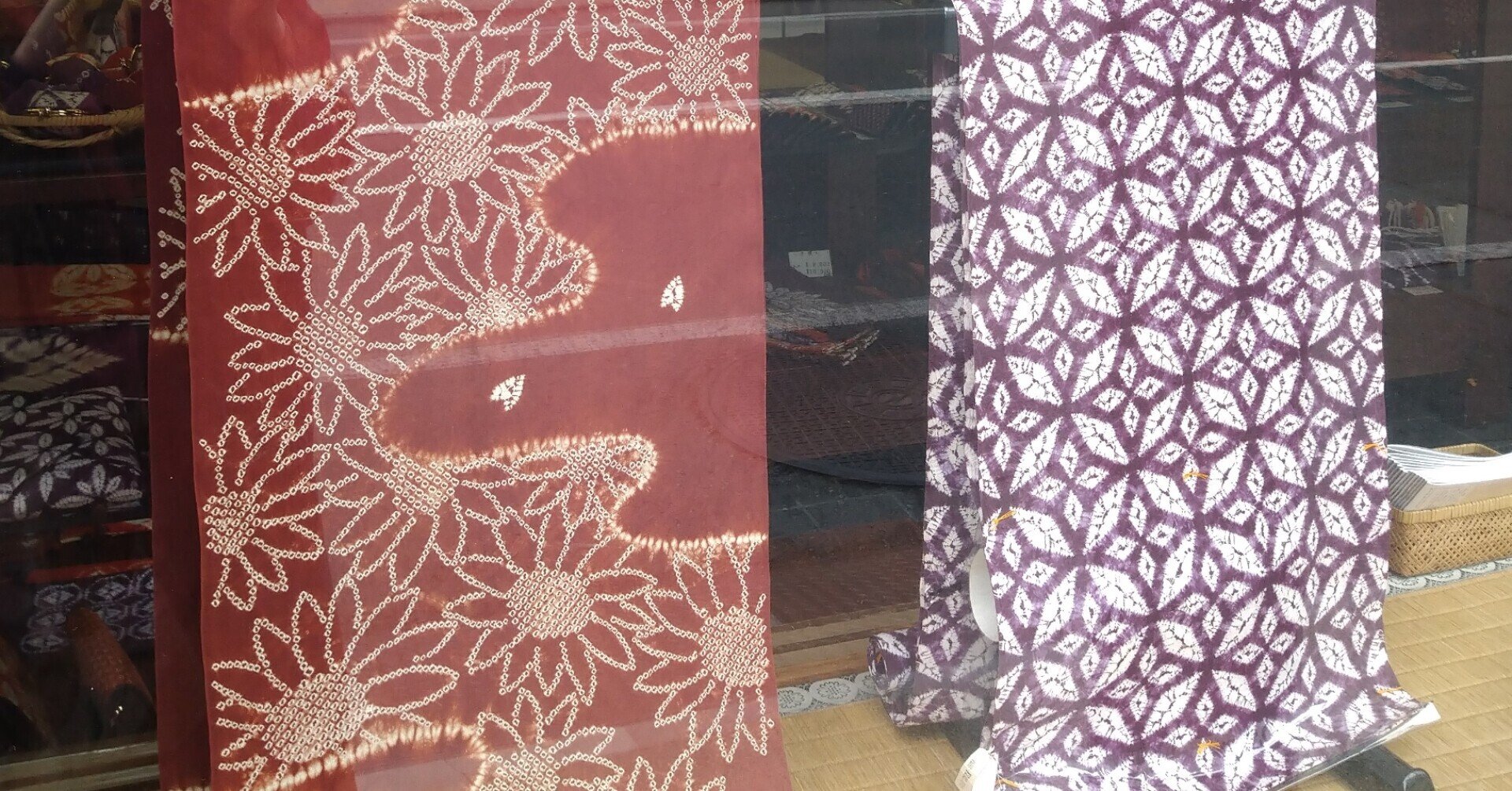 茜染め∞シュシュ(細目のタイプ) 茜染め∞シュシュ(細目のタイプ)