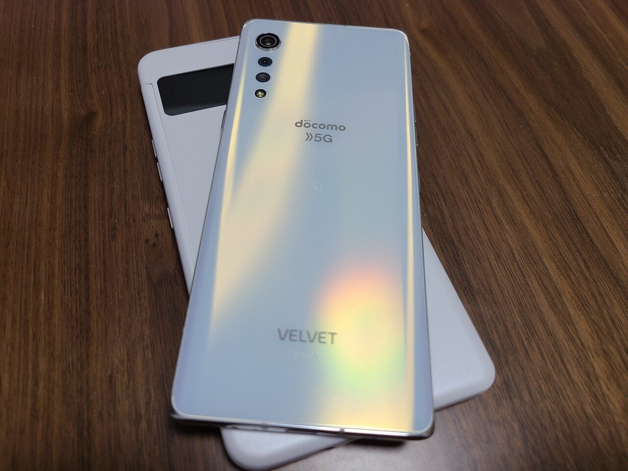 今年のベストバイガジェット2020】3台目のLG VELVET｜くじ