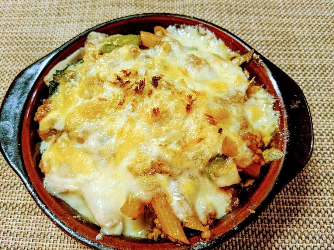 ガッツリ系が食べたくなったので ペンネのデミソースパスタ グラタンを作ってみた レシピ 青空ぷらす Note