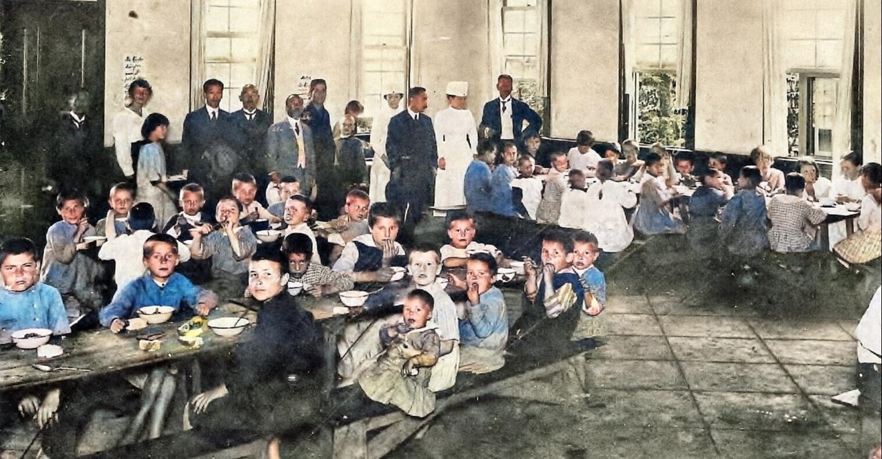 極東の叫び　波蘭獨立第三年紀念號　第4号　ポーランド孤児　日本赤十字社　慈善活動 極東の叫び 波蘭獨立第三年紀念號 第4号 ポーランド孤児 日本