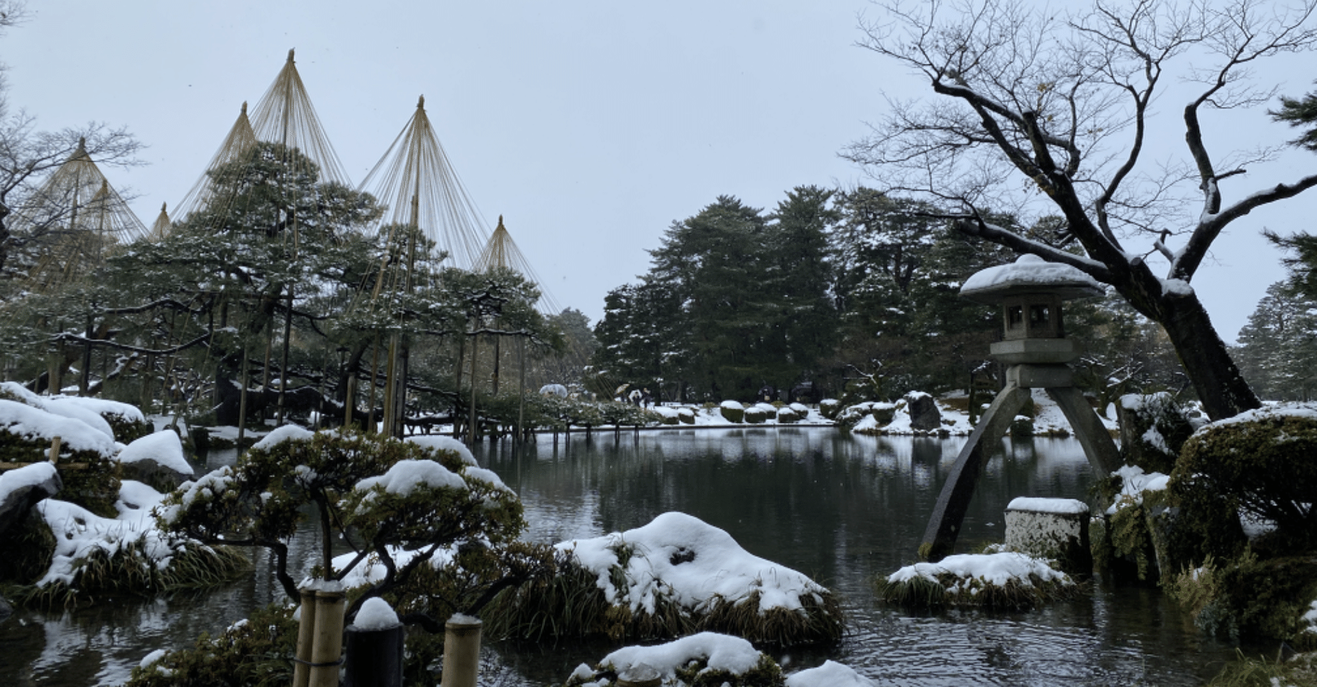 積雪の雪吊り景色が美しい冬の 兼六園 金沢市のおすすめスポット Noriaki Kawanishi 田舎暮らしデザイナー Note