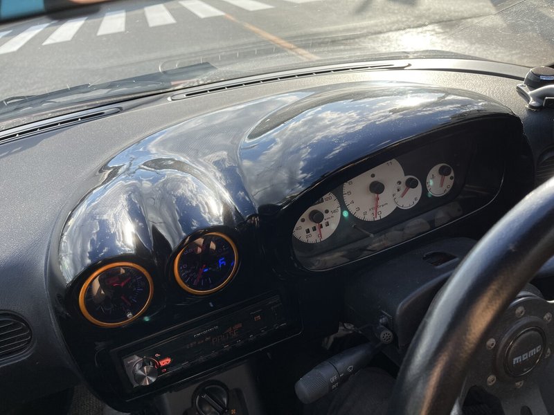 車のメーターフードをカーボンカスタム Go Note 車のメーターフードをカーボンカスタム Go Note