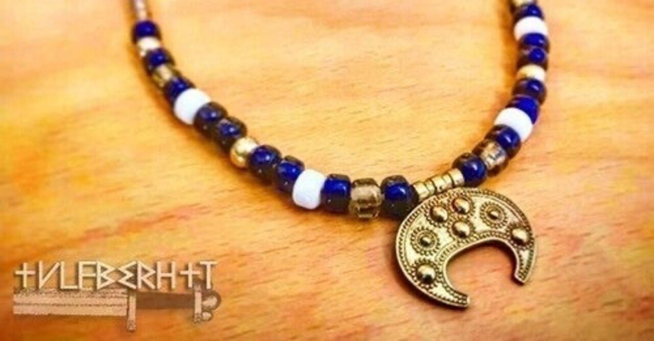 ヴァイキング時代の三日月の魔除け｜ウルフバート＋トーキョー