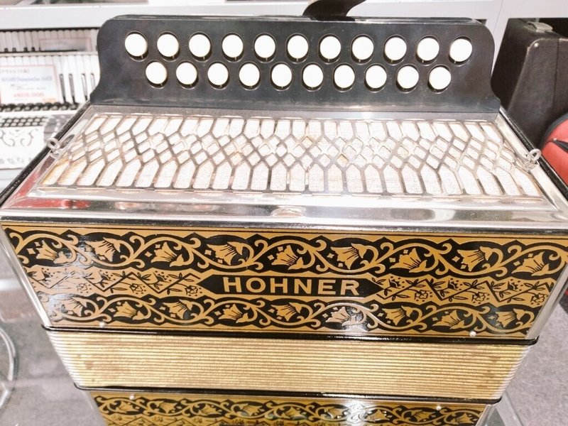 中古】HOHNER VIENNA2915｜アコーディオン横丁