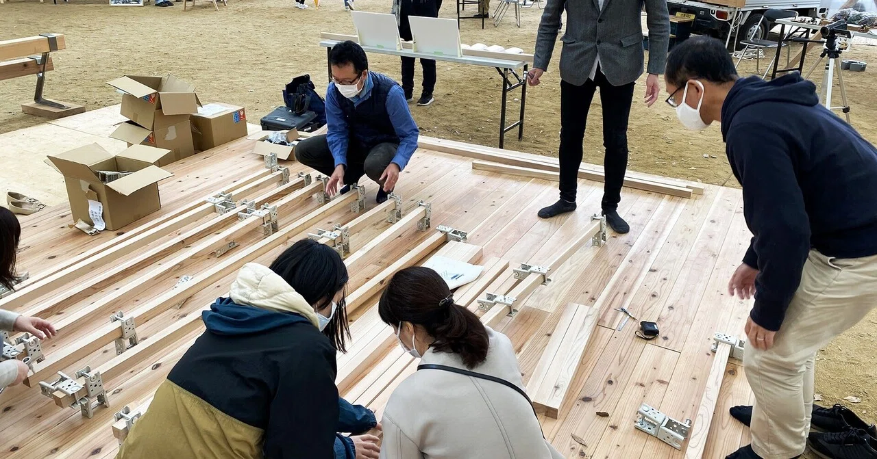 つな木 Challenge1 木 人 人 人 つな木 のトランスフォーメーションが生む木育 日建設計 Note
