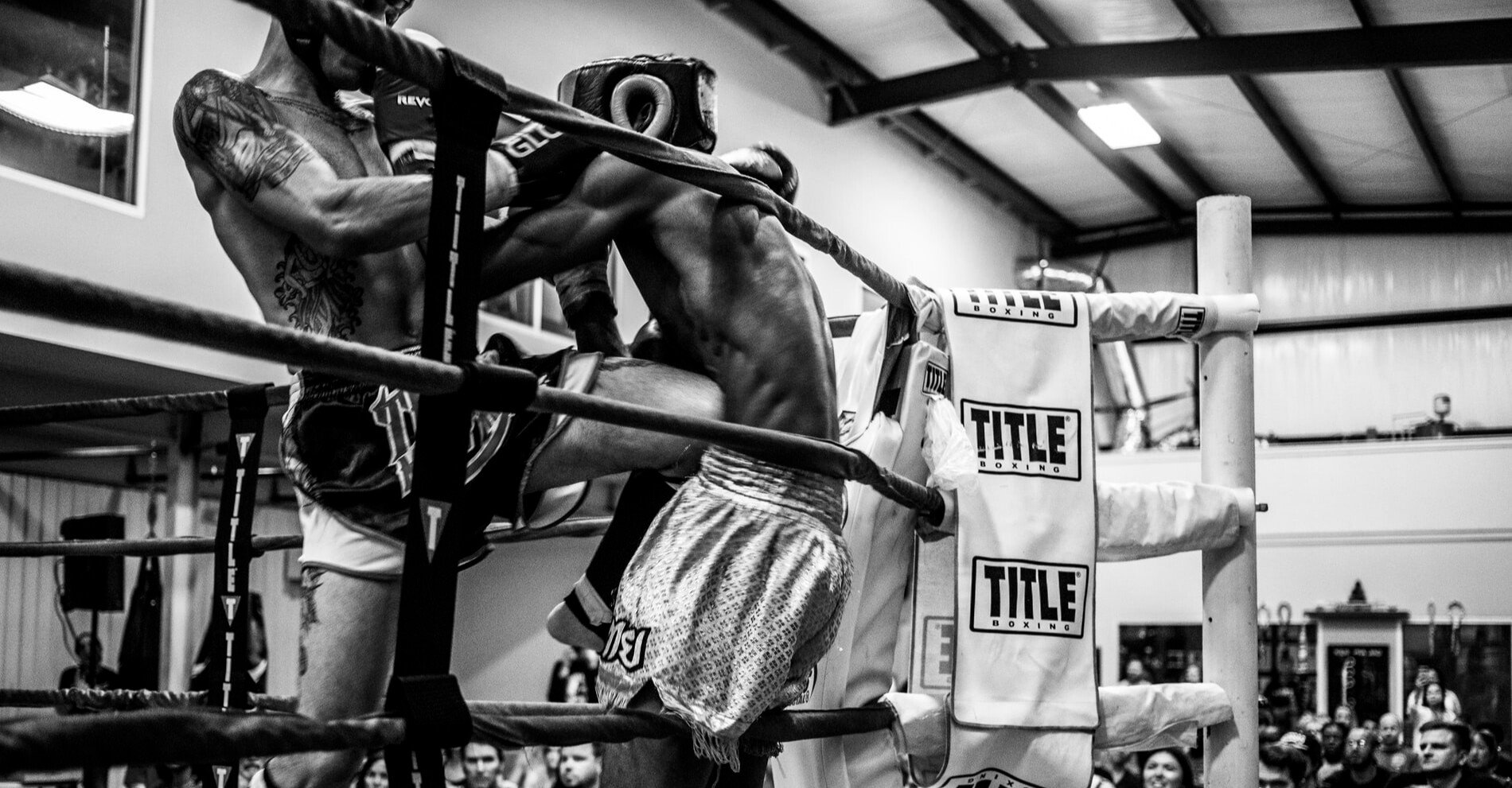 戦闘シーン描くために小説書いてるようなところがあるボンクラどものためのバトル描写論考 基礎すぎてそれぐらいわかっとるわ編 バール Note