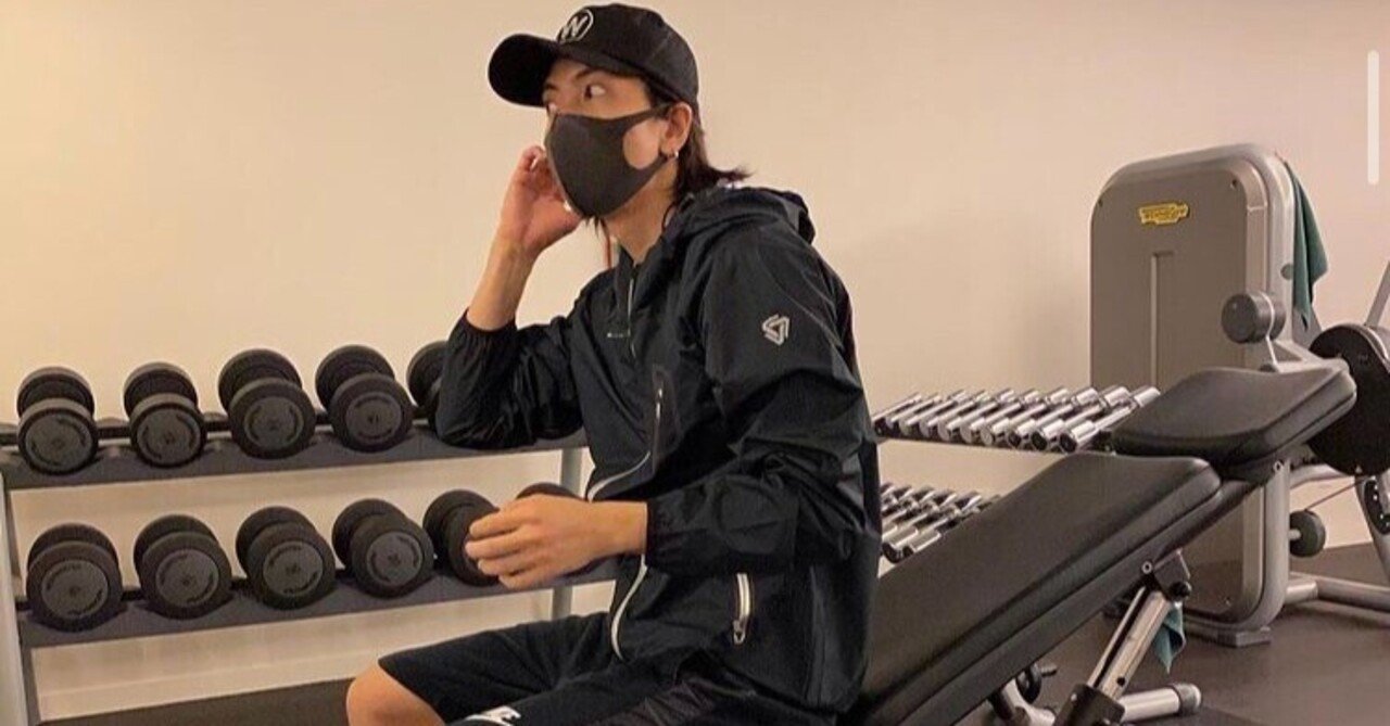 山下智久さんInstagram（@tomo.y9）にて着用 トレーニングウェア 紹介