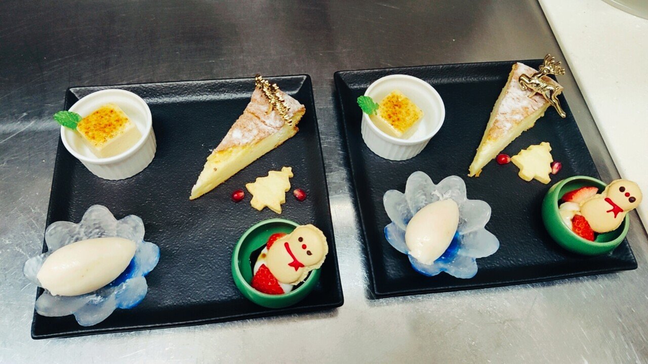 Noel 自家製スイーツ盛り合わせ ノエル仕立て おかげさまで 24日 25日の ディナータイムは ご予約で満席になりました ありがとうございます 本年の営業は 12月30日 水 が最終 修家大雄 レストラン ラ フェ Note Noel 自家製スイーツ盛り合わせ ノエル仕立て おかげさまで 24日 25日の ディナータイムは ご予約で満席になりました ありがとうございます 本年の営業は 12月30日 水 が最終 修家大雄 レストラン ラ フェ Note