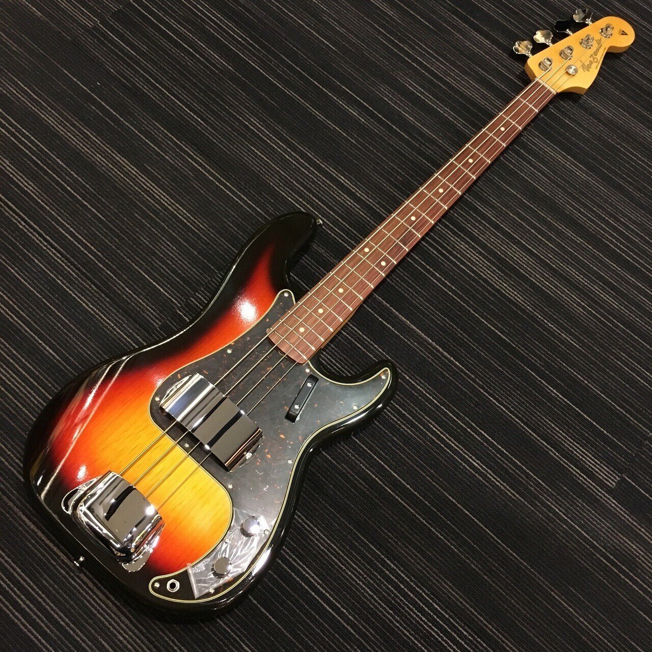 Fender Japan PB70 日向秀和仕様 2025年最新】fender japan ベースの