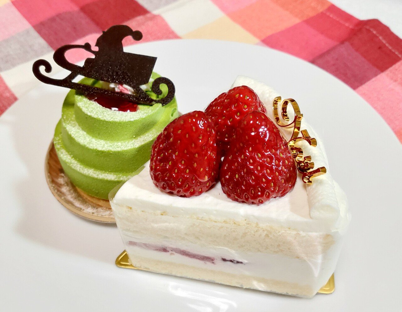メリークリスマス ケーキは一人で2個食べました ˊ ˋ フォローやスキ 感謝です 飛蝶 Asuka Note