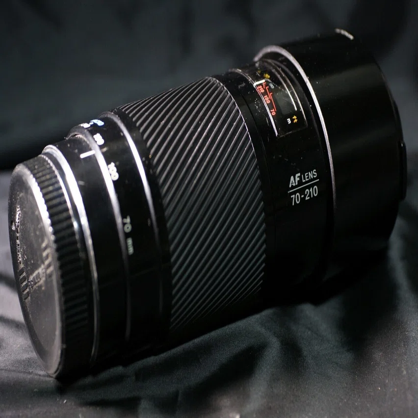 ミノルタの古典望遠ズーム2本を使い比べる(α350 / AF70-210mmF4 / AF 