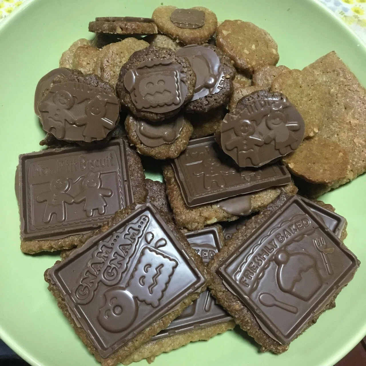 ドイツからの挑戦状 紅茶に合うチョコクッキーを作る ワンダーリンクス 紅茶とアート Note
