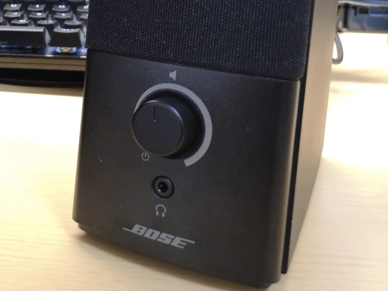 Bose Companion 2 Series III レビュー:PCスピーカーとして使うだけ Bose Companion 2 Series III レビュー:PCスピーカーとして使うだけ