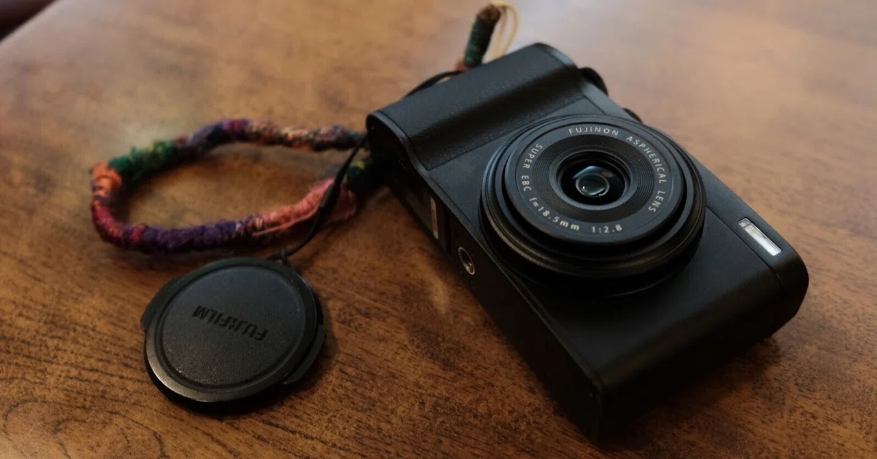 FUJIFILMのコンデジXF10を買ってよかったという話 【レビュー】｜阿栗