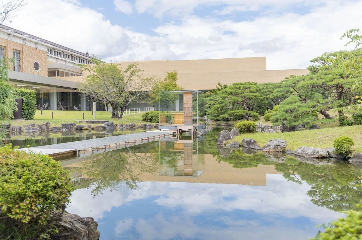 理性と感性の交差する展覧会 ／ 「杉本博司 瑠璃の浄土」展 (京都市