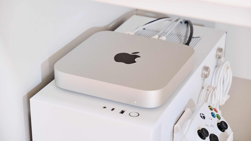 M1 Mac Miniに合わせて白いスッキリpcデスク周りをアップデート Windowsと併用 Harushika Note
