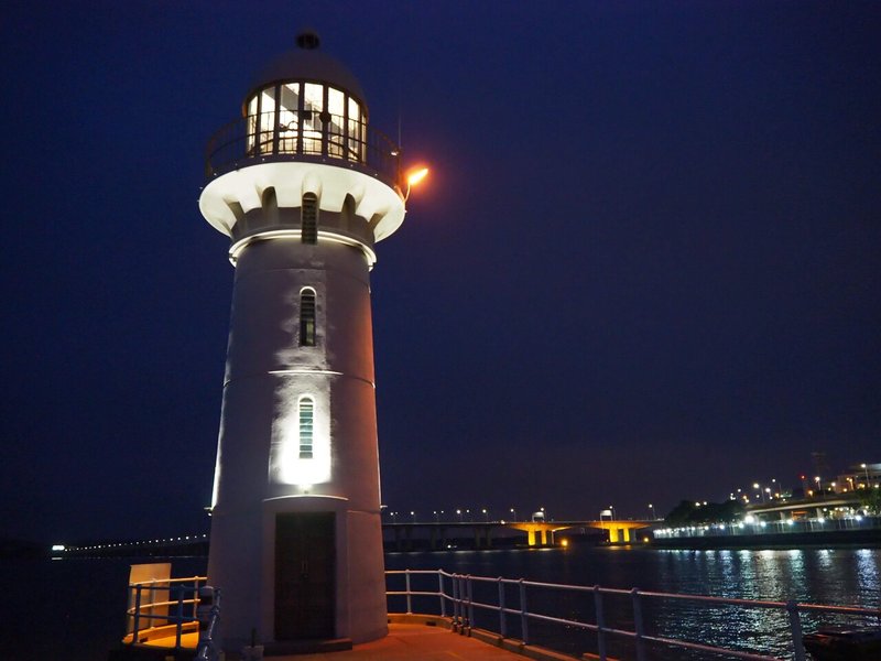 東南アジアでオーストラリアを味わう 灯台でのんびり過ごす夕方 シンガポール パンダトラベル Pandabus Note