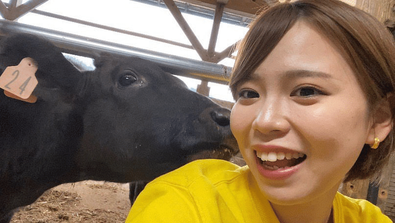 農業女子にインタビュー 牛飼いになる夢を叶えた18歳 未来さんが語る仕事の魅力とは 農girl 農life Note 農業女子にインタビュー 牛飼いになる夢を叶えた18歳 未来さんが語る仕事の魅力とは 農girl 農life Note